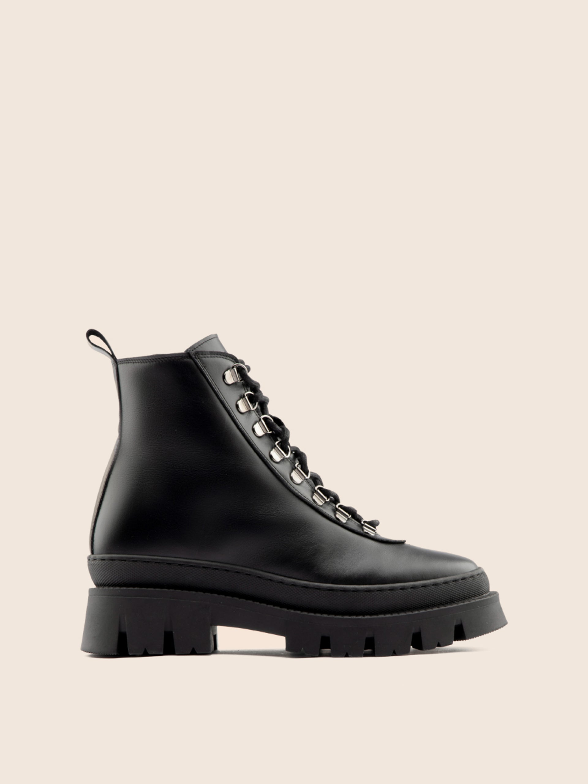 Bormio Black Winter Boot